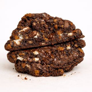 Triple Chocolate Chip XL Cookie (160g)