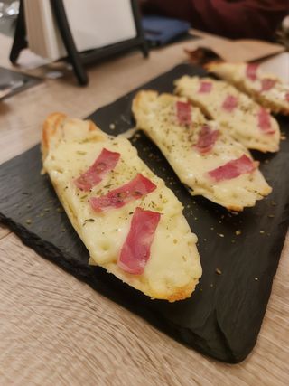 Pão de Alho com Bacon 4 Unidades