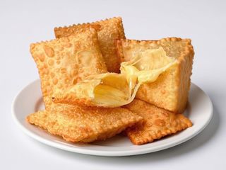 Pastel Queijo e Orégano