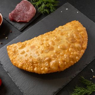 Beefburek (Grande Pastel de carne)