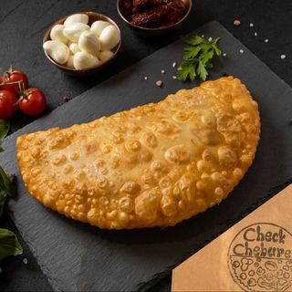 Cheeseburek (Grande Pastel de queijo)
