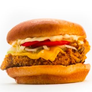 Hot Chicken Burger e Fritas