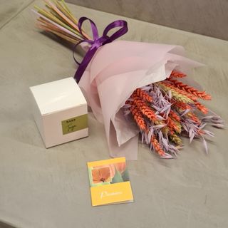 Conjunto de Presente Bouquet e Vela