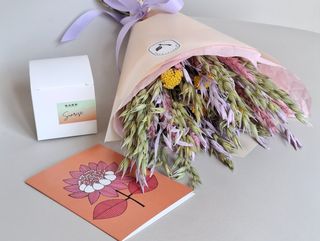 Conjunto de Presente Bouquet e Vela