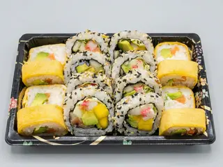 9. a Super Califónia  e Sushi ovo (20 peças)