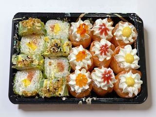 8. a Joi Maki e Crepe Sushi com Salmão