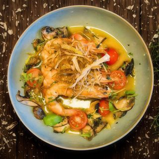 Gênova - Camarão à paesana