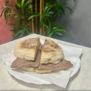 Prego no Bolo do Caco