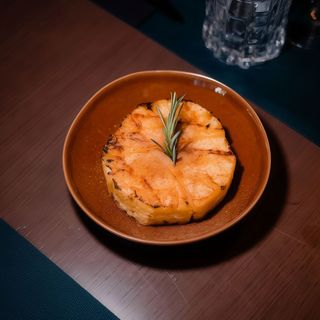 Abacaxi Grelhado com Canela 