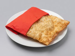 Pastel Carne e Queijo