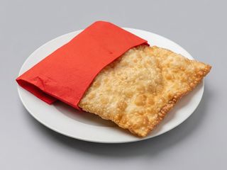 Pastel Carne com Queijo e Bacon e Milho