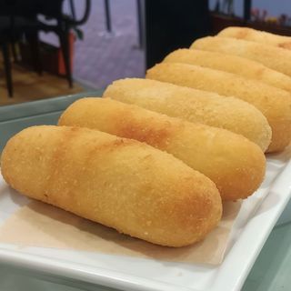 Croquete de Queijo e Fiambre