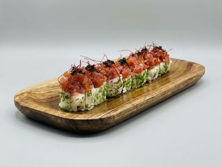 Uramaki Spicy Tuna Trufado 8un