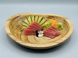 Sashimi Atum