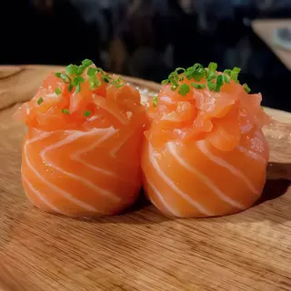 Gunkan Salmão 4 un
