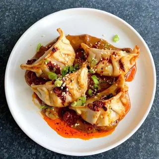 Chicken and vegetable Momo 4 pcs