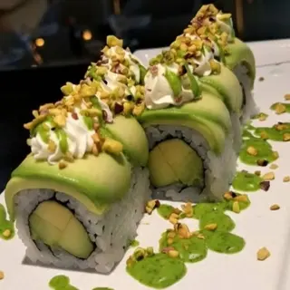 Vegan uramaki topped com Philadelphia and avocado 8 pcs