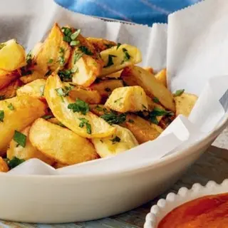 Batata Brava com Molho Taurino