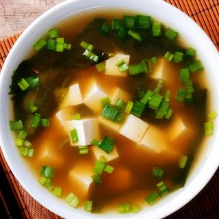 UA50 Sopa Miso