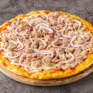 Atum Pizza ( mozarella, tomate ,atum ,cebola)