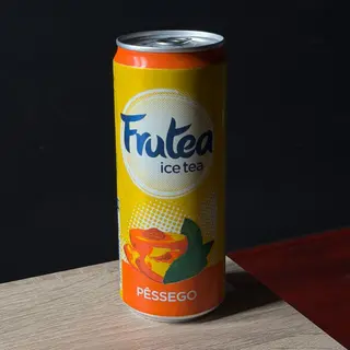 Frutea pessego lata