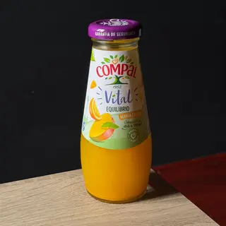 Compal Manga laranja
