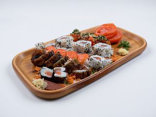 Master sushi box 24 pieces