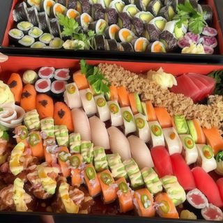 Salmon lover  [ 24 pieces]