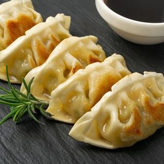 gyoza frango