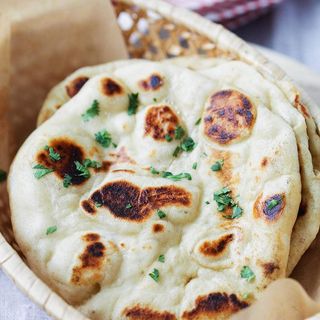 Naan (Pakistani Bread)