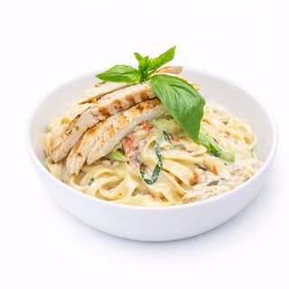 Chicken Fettuccine Primavera al Crème