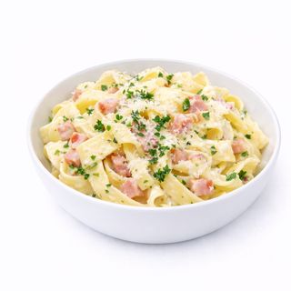 Fettuccine al Prosciutto e Crème