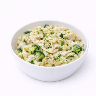 Chicken & Broccoli Fettuccine al Crème