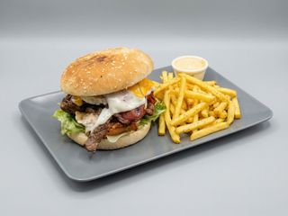 X-Tudo com batata frita