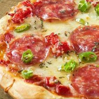 Pizza Salame
