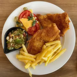 Prato Bife de Frango Panado