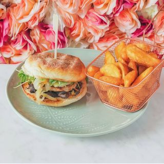 Hambúrguer Dona Leticia