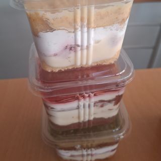 Bolo no Pote Ninho com Morango
