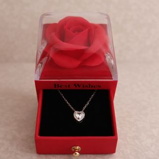 Rosa de Sabão com Colar Coração – Presente Romântico Dia dos Namorados