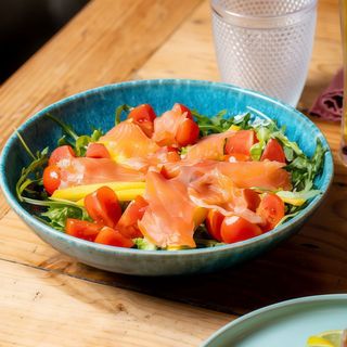 Salada de Salmão Fumado