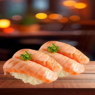 Nigiri Sushi Salmão Braseado com Arroz