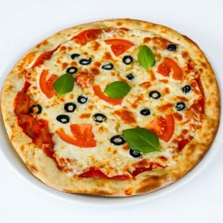 Pizza Margarita Family