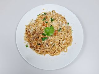 ESPARGUETE COM CARNE