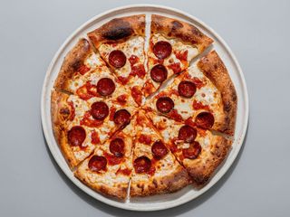 Pizza pepperoni 