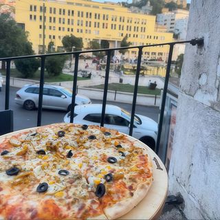 Pizza Special Lisboa Palace