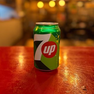7UP Lata 330ML