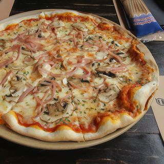 Monte sua Pizza