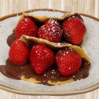 Panqueca com Nutella e Morangos