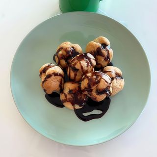 Profiteroles