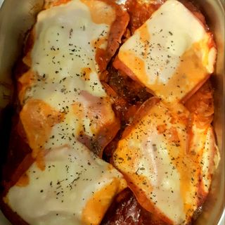 Parmegiana de peito de peru